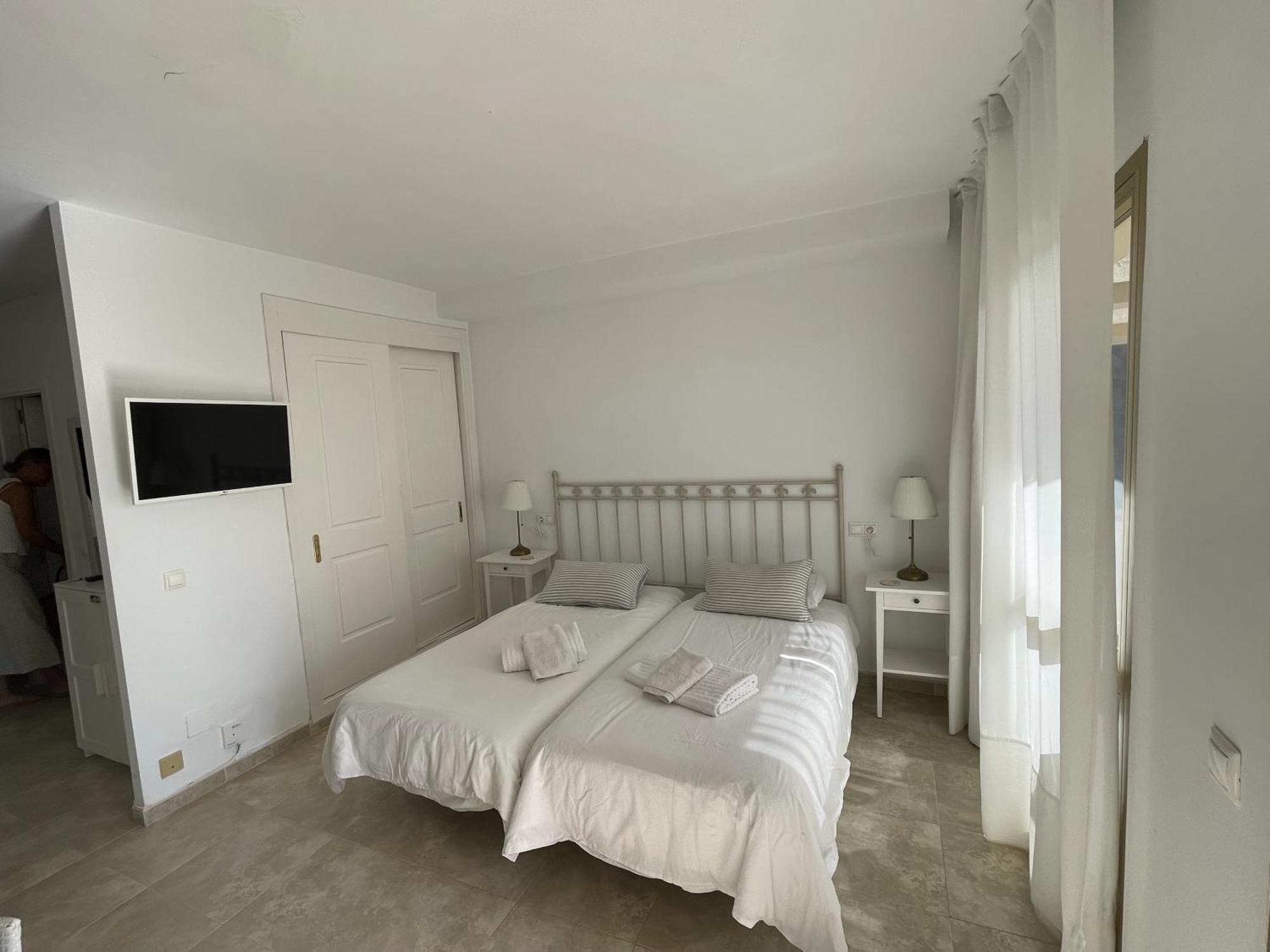 Estudio Primera Linea 50 Mtrs Playa. Fibra 600Mb Marbella Kültér fotó