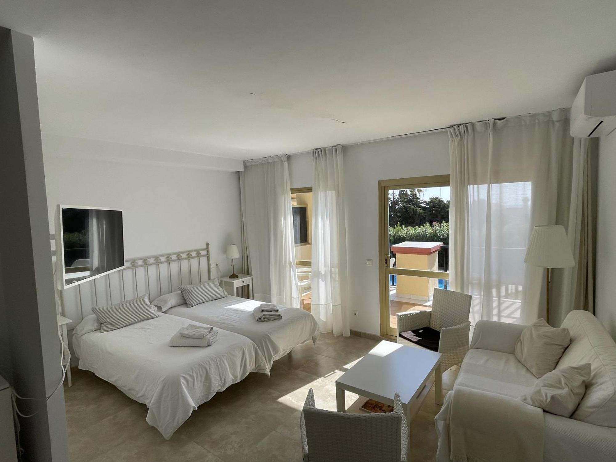 Estudio Primera Linea 50 Mtrs Playa. Fibra 600Mb Marbella Kültér fotó