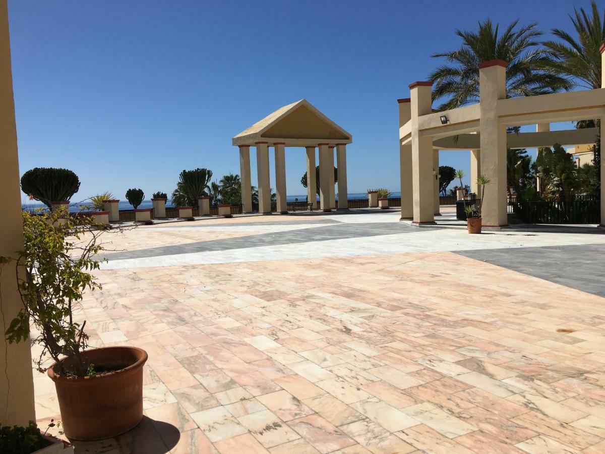 Estudio Primera Linea 50 Mtrs Playa. Fibra 600Mb Marbella Kültér fotó